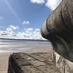 The Sandpiper - Part Of The The Bay Filey Village With Pool, Gym And Direct Access, Pub, Restaurant, Tennis And Meadows Walks