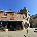 The Sandpiper - Part Of The The Bay Filey Village With Pool, Gym And Direct Access, Pub, Restaurant, Tennis And Meadows Walks