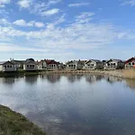 The Sandpiper - Part Of The The Bay Filey Village With Pool, Gym And Direct Access, Pub, Restaurant, Tennis And Meadows Walks * Reighton