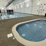 The Sandpiper - Part Of The The Bay Filey Village With Pool, Gym And Direct Access, Pub, Restaurant, Tennis And Meadows Walks