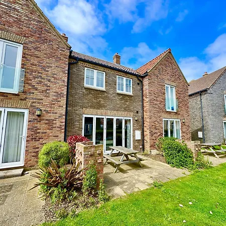 The Sandpiper - Part Of The The Bay Filey Village With Pool, Gym And Direct Access, Pub, Restaurant, Tennis And Meadows Walks Tatil Evi *